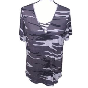 NWT Feiersi Camouflage Criss Cross V-Neck Short Sleeve Blouse Gray Black Casual